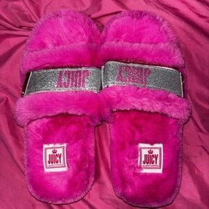 Juicy Couture Slippers